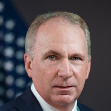 Russell McGranahan Headshot